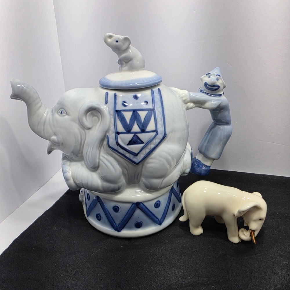 Blue White Elephant Circus Teapot Clown Handle & Lenox Ivory Gold Figurine Set